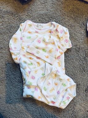 Kissy Kissy Gown & Hat Set - White with Pastel Animals